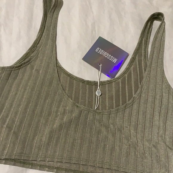 Ribbed crop - Picture 2 of 3